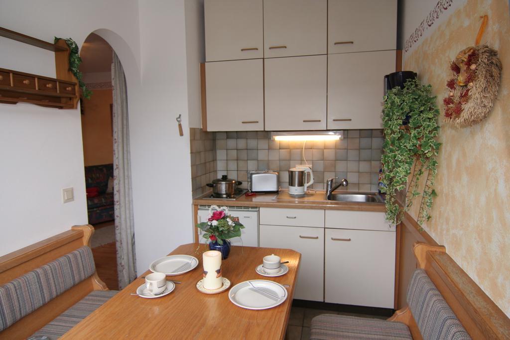 Ferienwohnung Am Forstamt Ramsau bei Berchtesgaden Pokoj fotografie